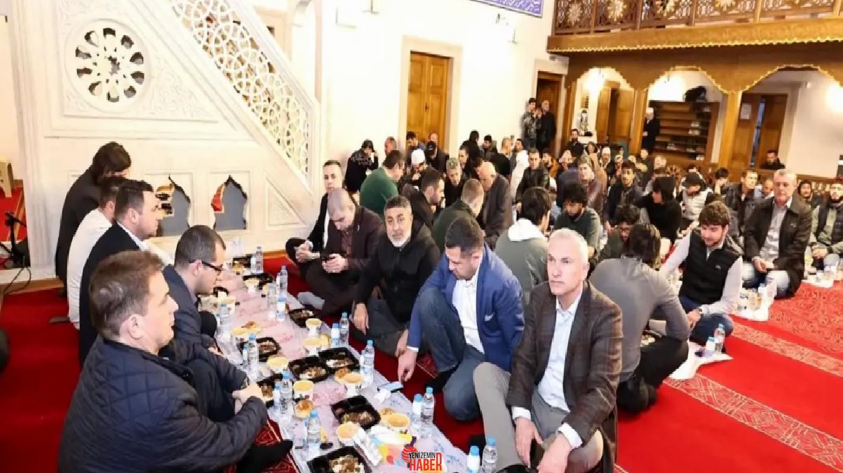 Sultangazi Belediyesi, Ramazan boyunca Balkan ülkelerinde soydaşlarla iftar sofraları kurarak