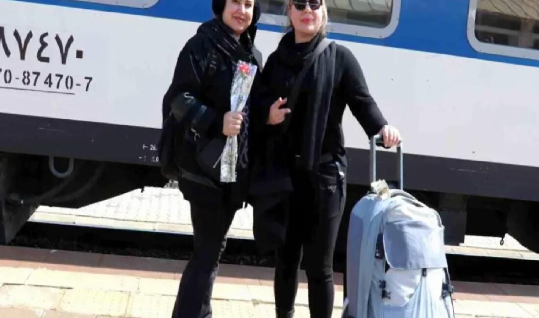 Pandemi nedeniyle orta verilen Tahran-Van yolcu tren seferleri, 5 yıl