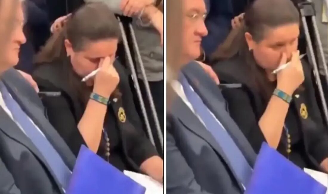 ABD Başkanı Donald Trump ve Ukrayna Devlet Lideri Zelenskiy ortasında
