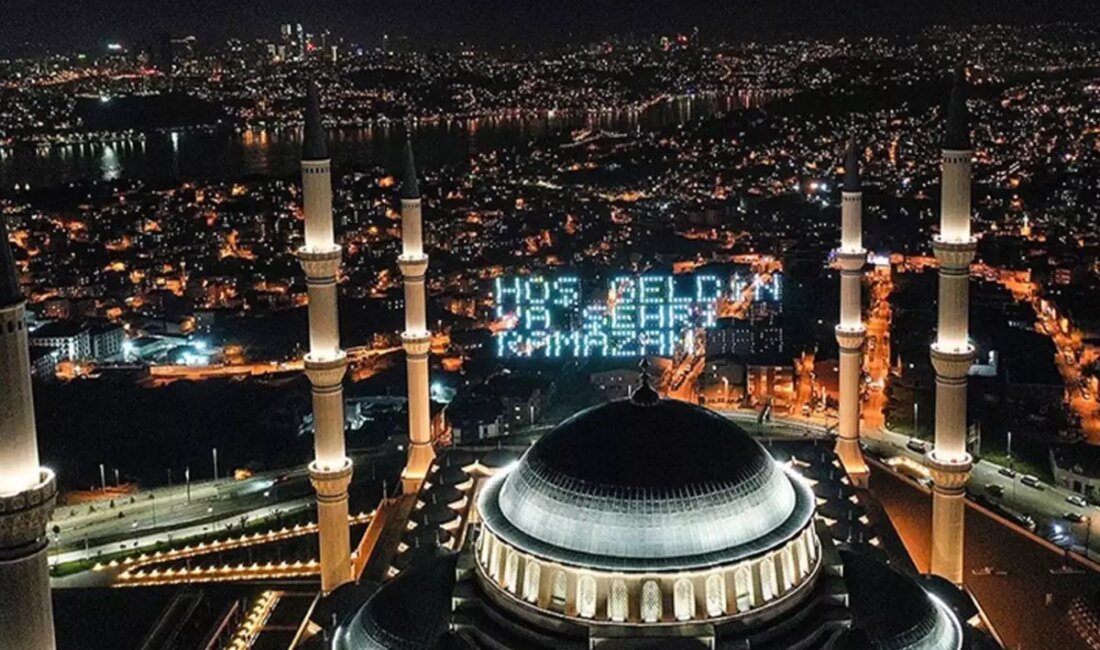 "On bir ayın sultanı" ramazanın birinci orucu için sahura kalkıldı