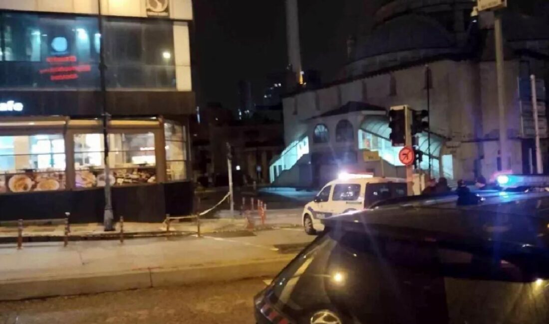 İki motosikletli saldırgan, Ümraniye'de pastanelere ateş açtı, ölen ya da