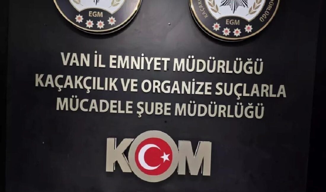 Polis, Van'da kaçakçılıkla ilgili 11 olayda 23 şahsa süreç yaptı,