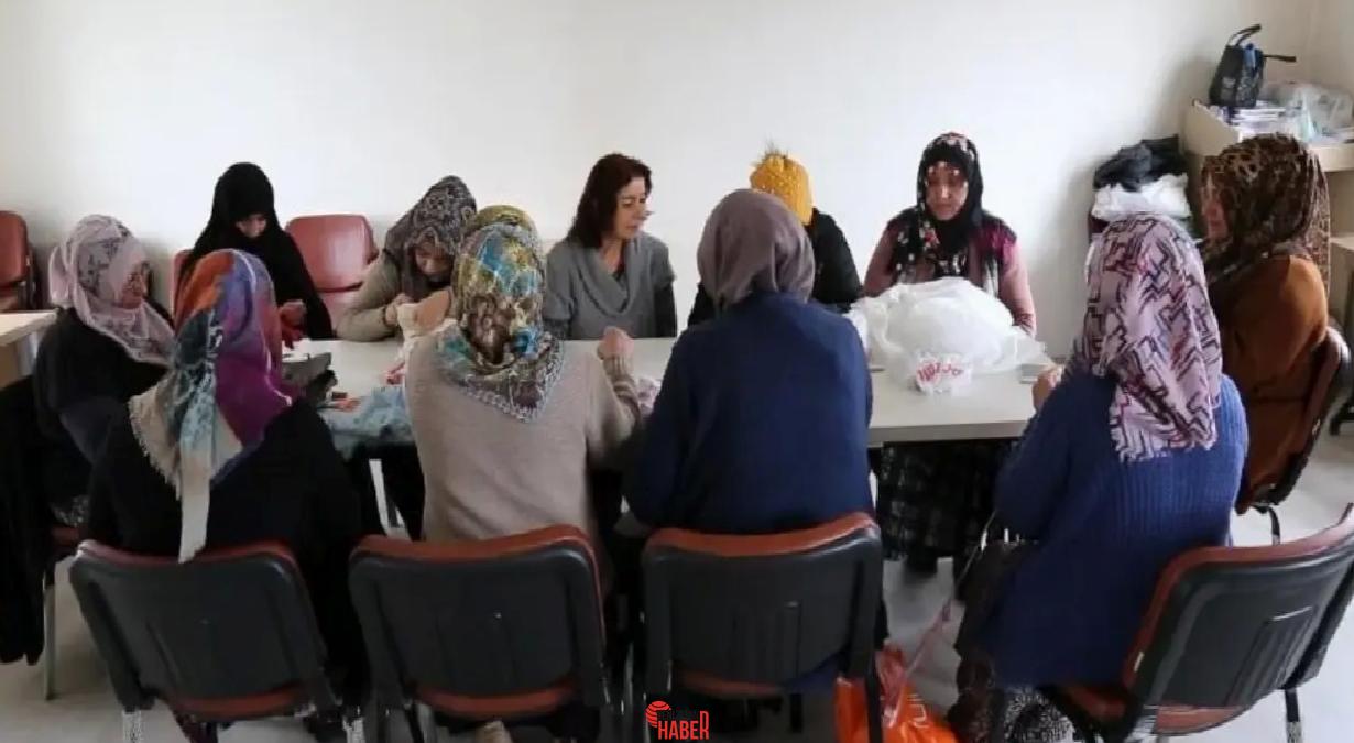 Battalgazi Belediyesi'nin takviyeleriyle açılan Yenice Köyü Dikiş Nakış Kursu, bayanlara