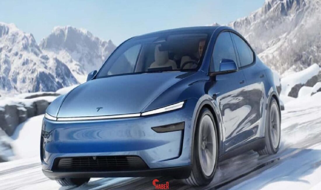 Elektrikli araba tutkunlarının heyecanla beklediği yenilenen Tesla Model Y, Türkiye'de