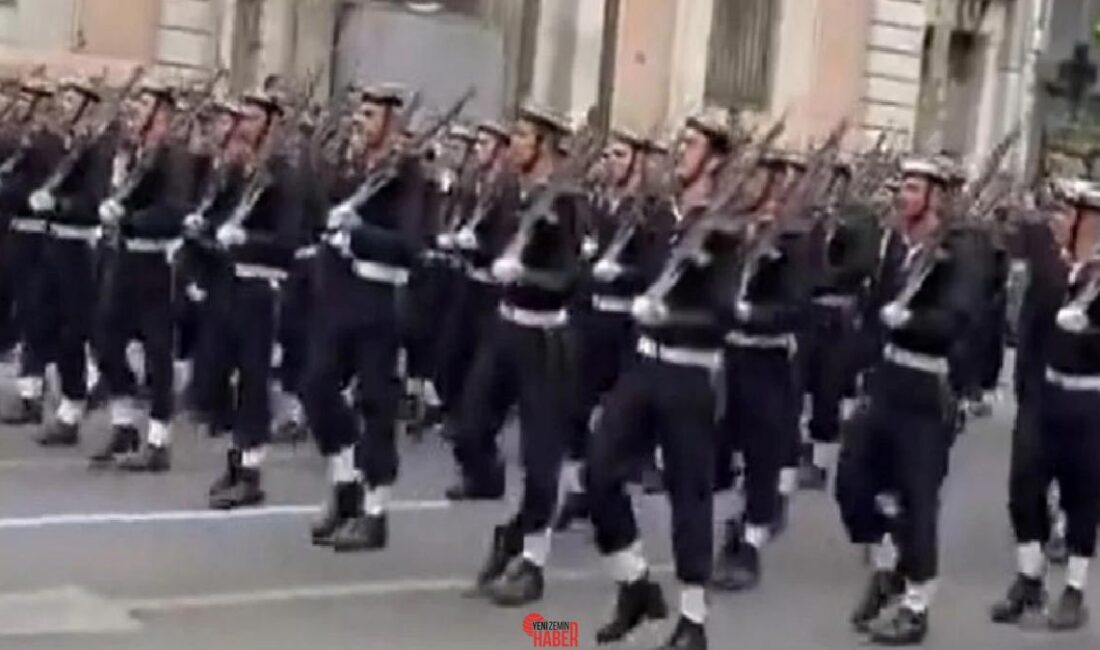 Yunan astsubayların geçit merasiminde Türkiye'ye yönelik skandal sloganları infiale yol
