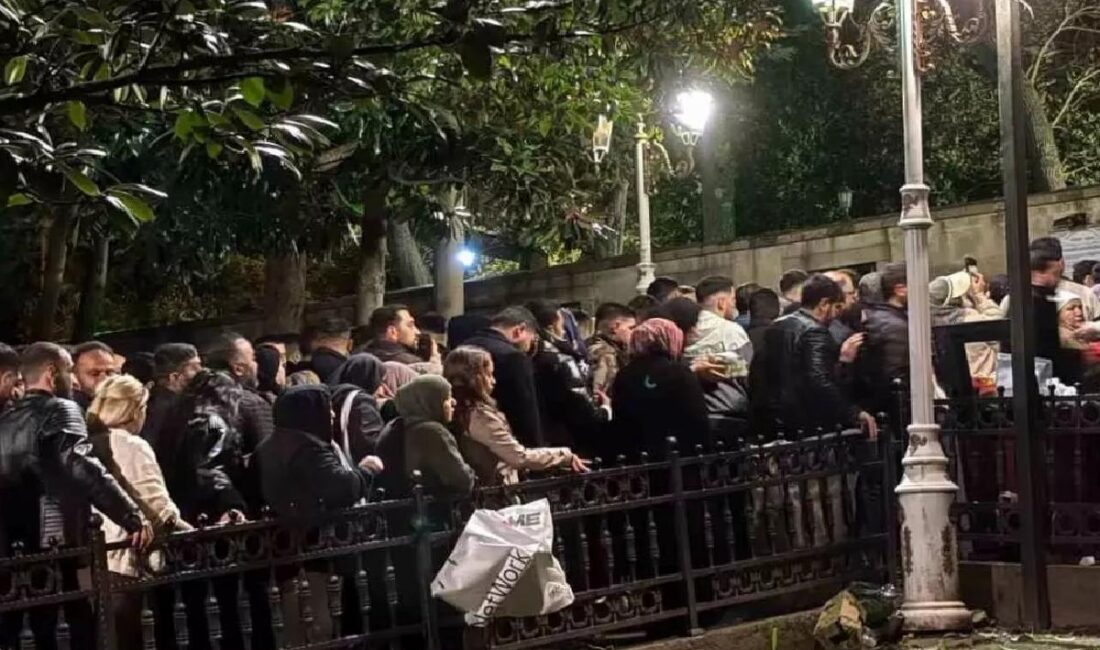 Kadir Gecesi'nde Yuşa Tepesi'ne ağır ziyaretçi akını gerçekleşti, dualar edildi.
