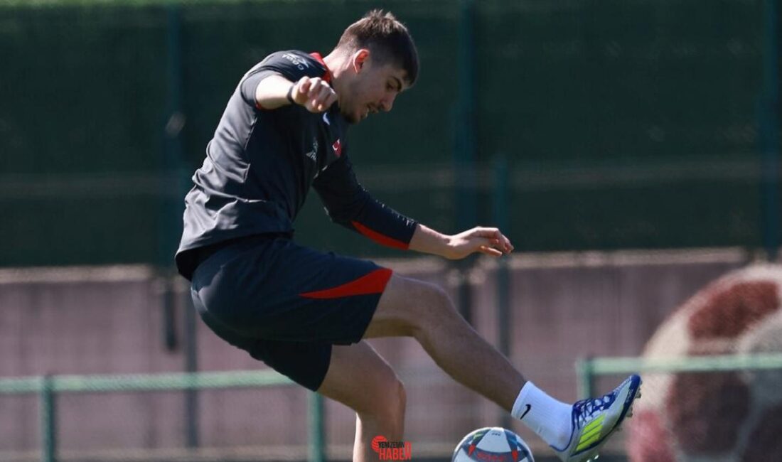 Fenerbahçe'nin genç oyuncusu Yusuf Akçiçek, Macaristan maçında birinci sefer A