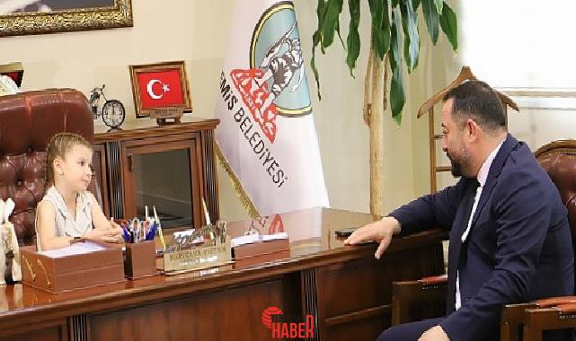 23 Nisan Ulusal Egemenlik ve Çocuk Bayramı nedeniyle 9 yaşındaki