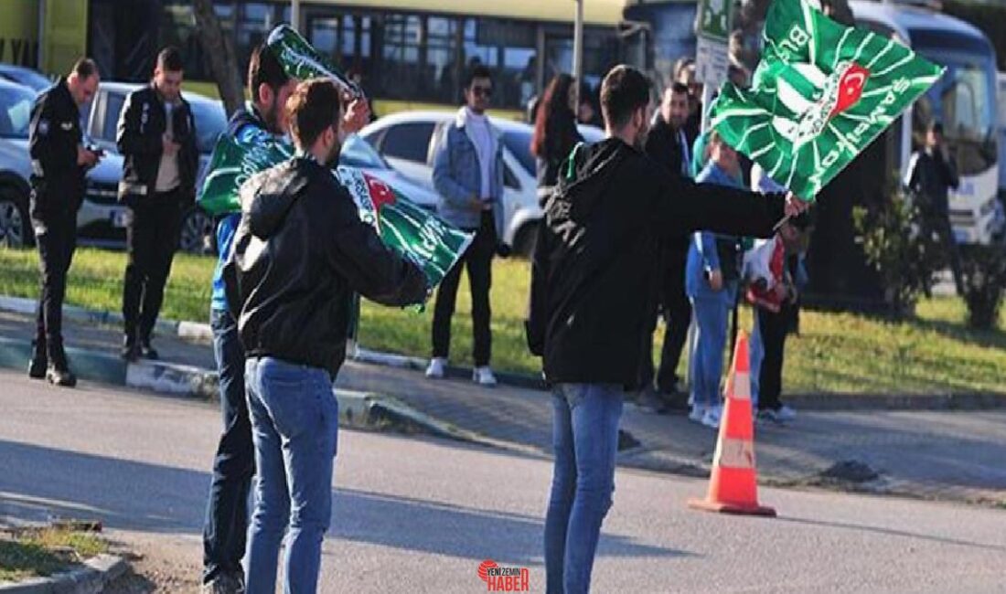 3’üncü Lig’in 28’inci haftasında deplasmanda karşılaştığı Artvin Hopaspor’u 2-1 mağlup