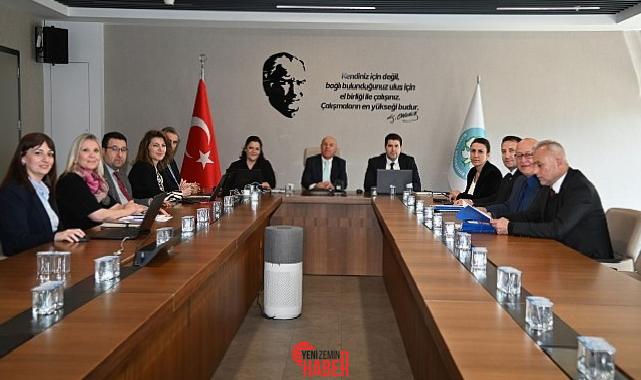 Manisa Büyükşehir Belediyesi, belediye hizmetlerinin kalitesini artırmak ve kurumsal işleyişte