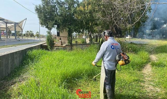 Antalya Büyükşehir Belediyesi takımları ilçelerdeki mezarlık alanlarında bakım tamir çalışması