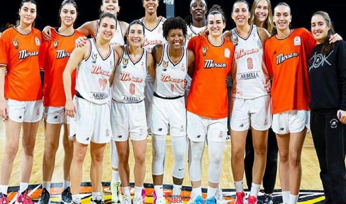 ÇBK Mersin'in takım kaptanları Asena Yalçın ve Sinem Ataş, 