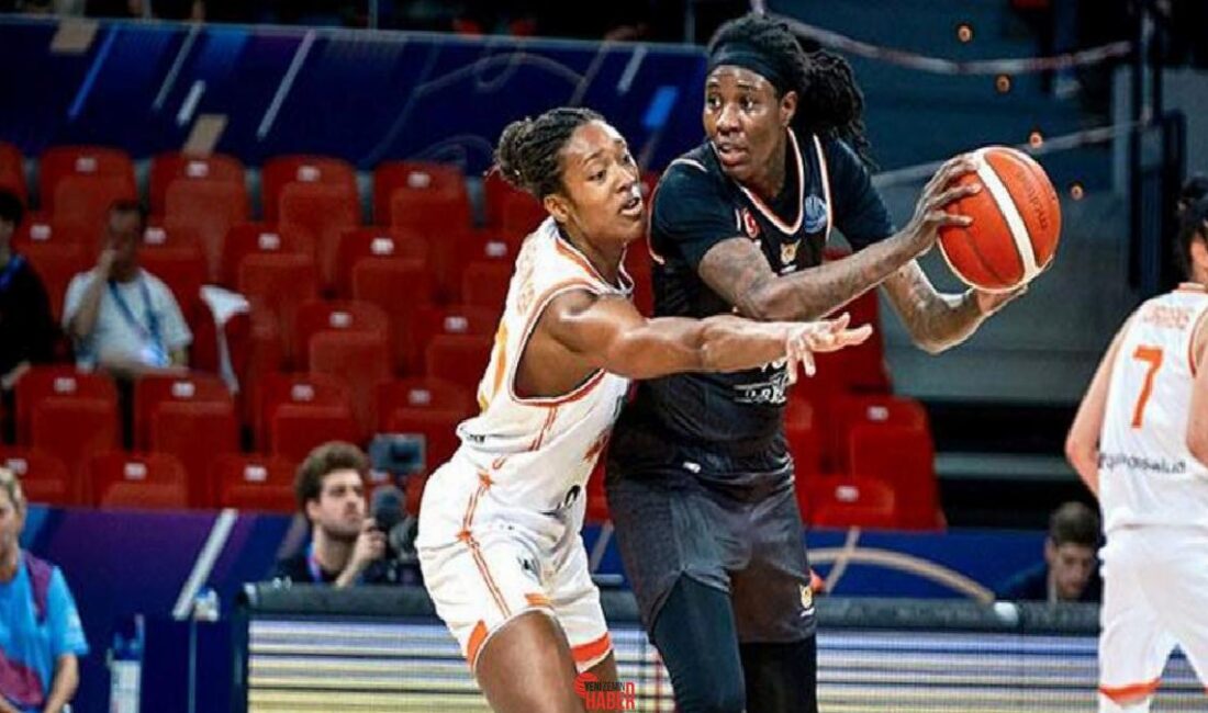 Bayanlar EuroLeague Yarı Final müsabakasında ÇİMSA ÇBK Mersin karşılaştığı Valencia'yı