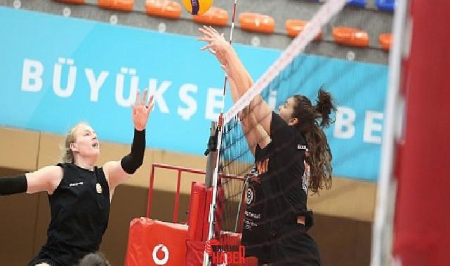 Eczacıbaşı Dynavit, olağan dönemi tamamlanan Vodafone Sultanlar Ligi’nde play-off 1/4