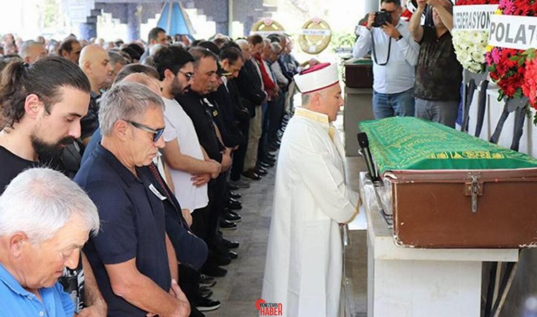 Teknik Yönetici Ersun Yanal'ın babası Ural Yanal, son seyahatine uğurlandı.