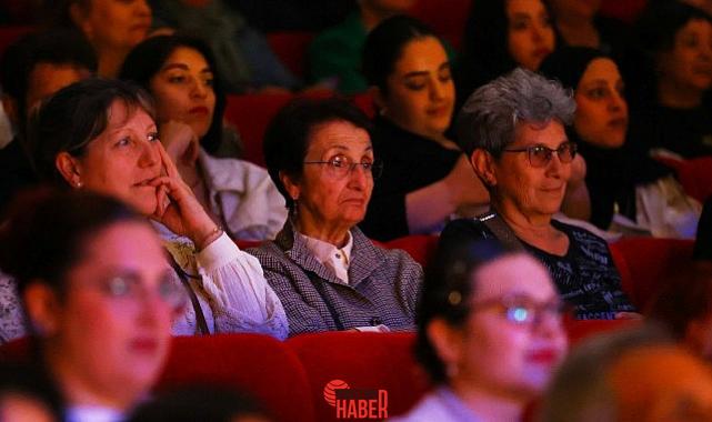 Antalya Büyükşehir Belediyesi Etkin Yaşlı Merkezi Tiyatro Topluluğu, Didem Madak’ın