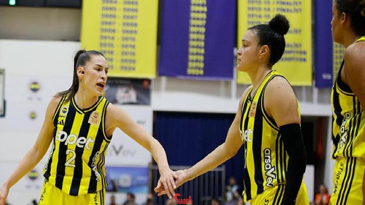 Bayanlar Basketbol Süper Ligi final serisinde Fenerbahçe Opet ağırladığı ÇİMSA