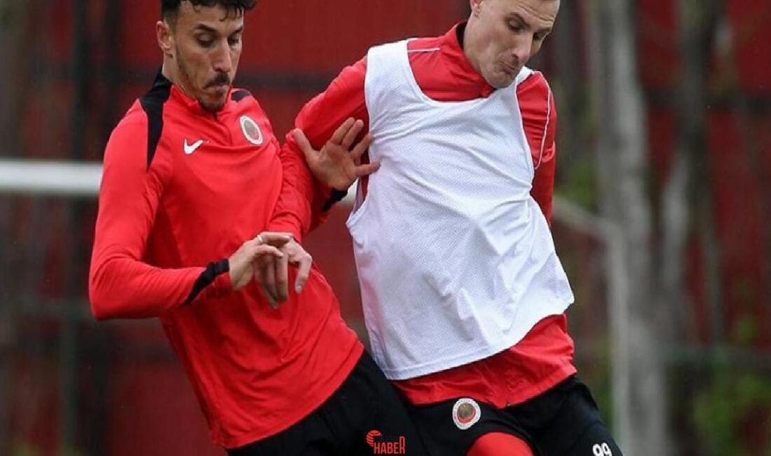 Gençlerbirliği'nin Ümraniyespor maçı hazırlıkları kapsamındaki idmanı, futbolcuların alacaklarının ödenmediği gerekçesiyle