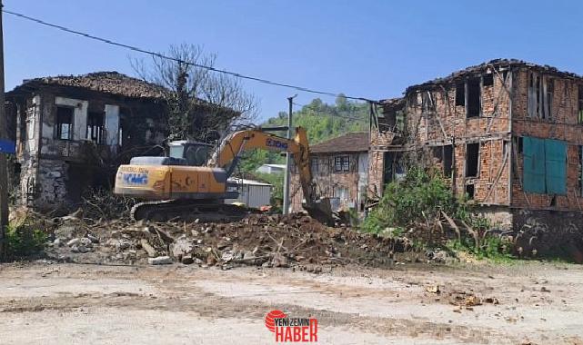 Gölcük Belediyesi, ilçede güçlendirmesi yapılmayan orta hasarlı ya da toplumsal