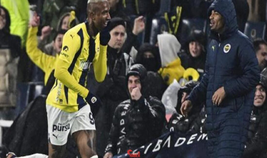 Fenerbahçe'nin Trendyol Süper Lig'in 30. haftasında Trabzonspor'u 4-1 yendiği maçta