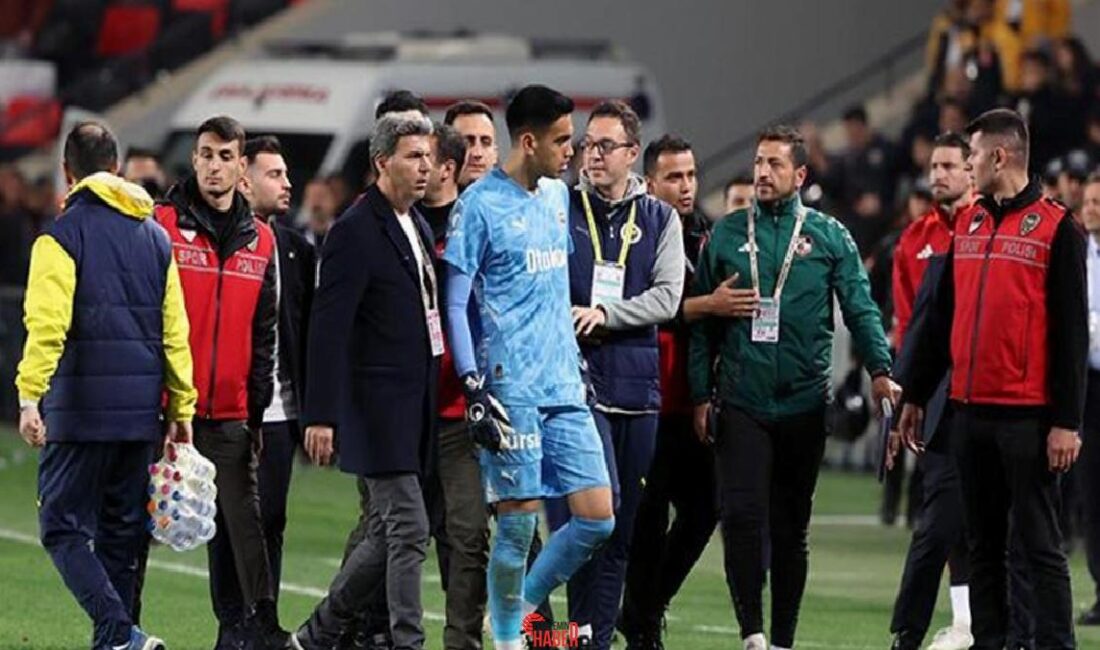 Trendyol Muhteşem Lig'de Fenerbahçe deplasmanda Gaziantep FK'yı 3-1 yendi. Maçın