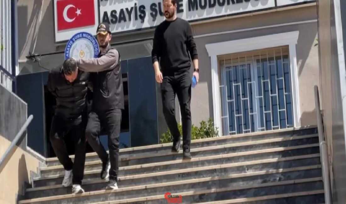 İstanbul'da 103 ayrı dosyadan aranan dolandırıcı İ.S., polis tarafından yakalandı