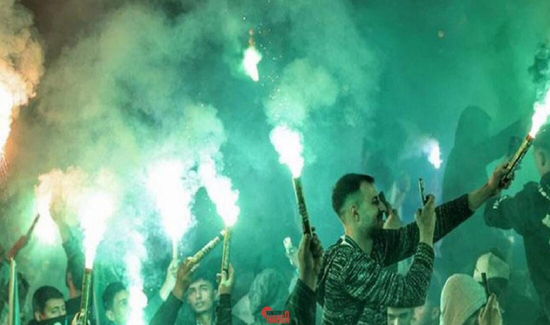 Trendyol 1. Lig'de şampiyonluğunu ilan eden Kocaelispor, kuruluşunun yıldönümünü büyük