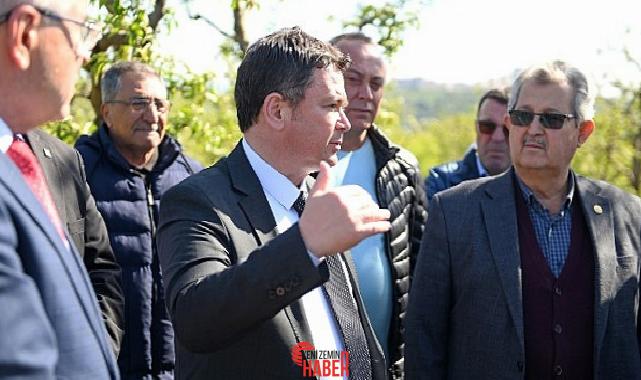 Osmangazi Belediye Başkanı Erkan Aydın, zirai dondan etkilenen çiftçileri ziyaret
