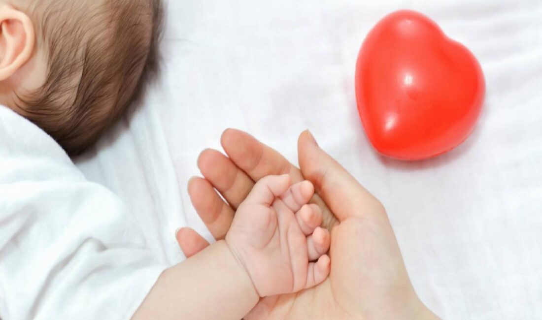 Menenjit saatler içinde mevte neden olabiliyor! Uzmanlar, menenjit hastalığının dakikalar