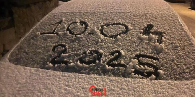 Ankara'da Nisan ayında kar yağışı sürpriz yarattı. Meteoroloji, kar yağışının