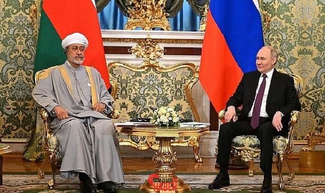 Vladimir Putin, Rusya’yı resmi ziyarette bulunan Umman Sultanı Heysem bin