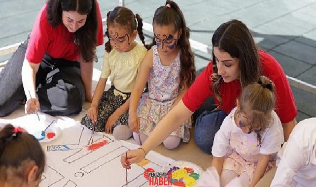 Türkiye’nin dijitalleşmesine liderlik etme vizyonuyla faaliyet gösteren Vodafone, çalışanlarının gönüllülük faaliyetlerine takviye