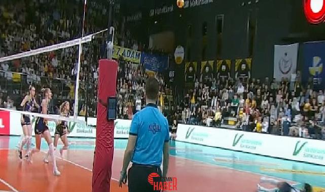 Vodafone’un isim sponsorluğunda 2024-2025 Sultanlar Ligi Voleybol Sezonu tamamlandı. Vodafone Sultanlar Ligi Play-Off