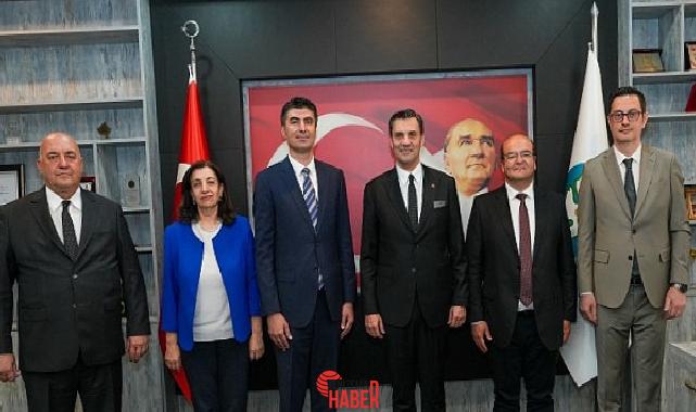 Ege Belediyeler Birliği ve Manisa Büyükşehir Belediye Başkanı Mimar Ferdi