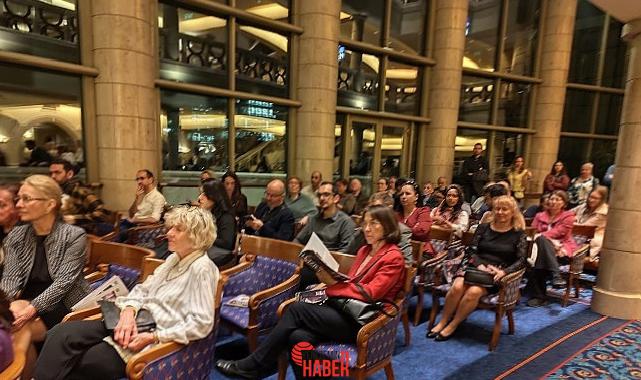 İstanbul Büyükşehir Belediyesi Kent Tiyatroları, “Ağrı Dağı Efsanesi” oyununu     110.