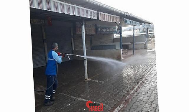 Akbük Mahallesi’nde kurulan semt pazarının akabinde, pazaryeri Didim Belediyesi Temizlik