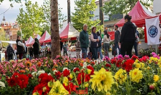 Bayındır 26. Memleketler arası Çiçek Festivali’nin birinci günü geride kaldı.