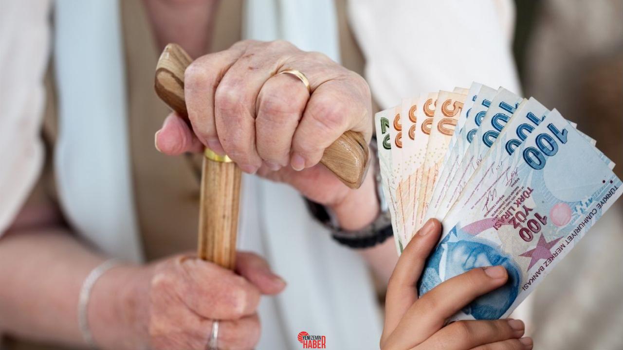 Emeklinin aklında tek soru var. En düşük maaş ne kadar
