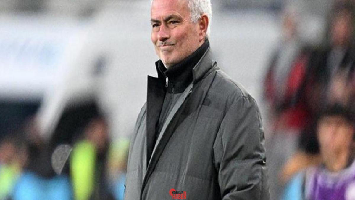 Fenerbahçe Teknik Yöneticisi Jose Mourinho ile ilgilendiği öne sürülen Leeds