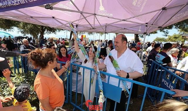 Menderes Belediyesi tarafından bu yıl 14’üncüsü düzenlenen Klâsik Uçurtma Şenliği