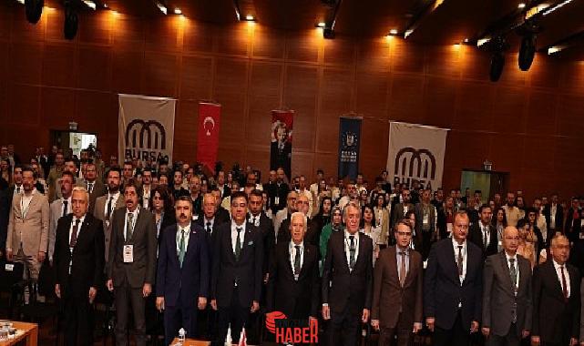 “Kamusal Alanlarda İş Sağlığı ve Güvenliği Çalıştayı”nda konuşan Nilüfer Belediye