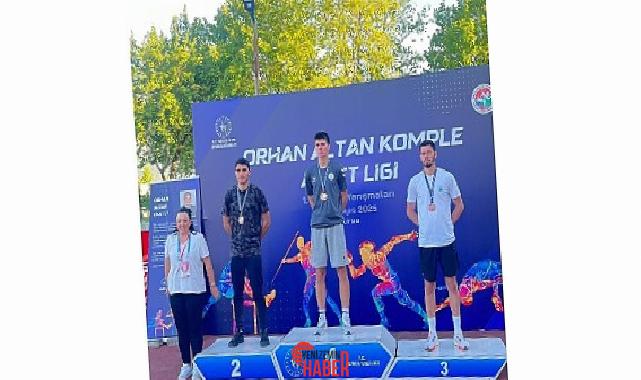 Konya Büyükşehir Belediyespor Atletizm Ekibi atletlerinden Seyhun Efe Bükmen, Bursa’da