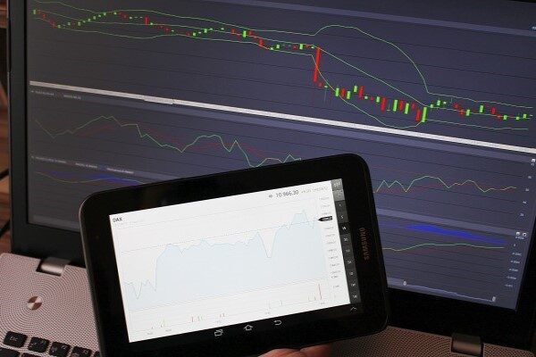 Acar Menkul Değerler'in raporunda, BİST 100 endeksinin, Salı gününü yüzde