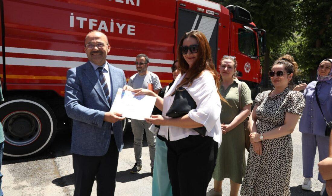 İtfaiye Daire Başkanlığı’nda, Kayseri Büyükşehir Belediyesi Genel Sekreter Yardımcısı Mücahid