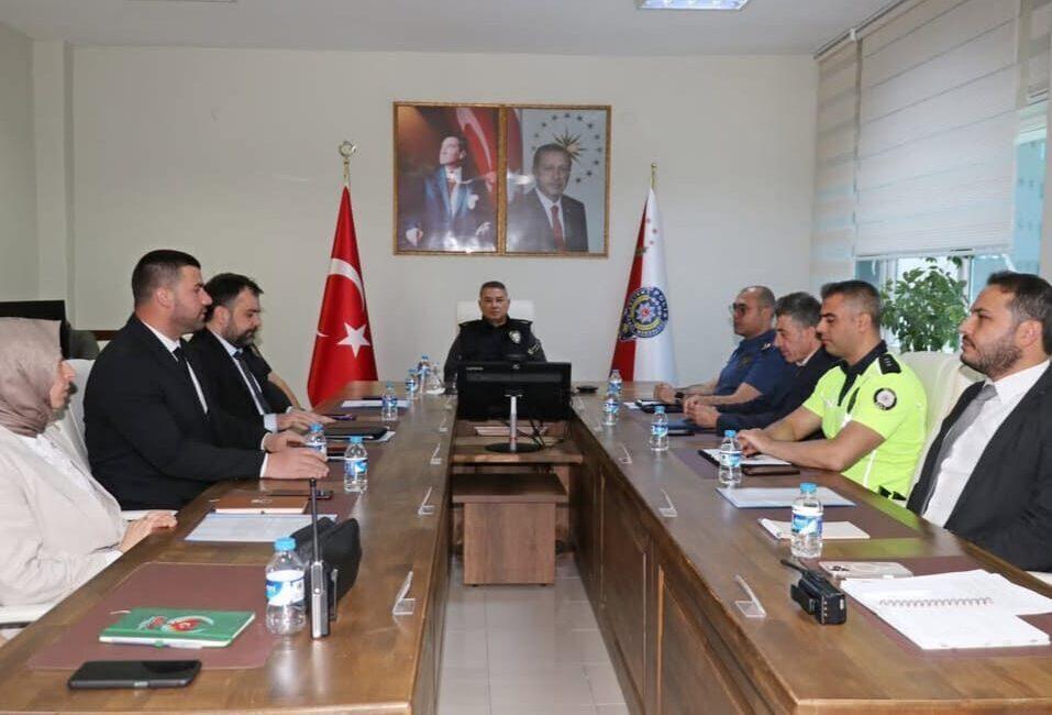 Ardahan Emniyet Müdürlüğü tarafından yapılan açıklamaya göre, İl Emniyet Müdürü