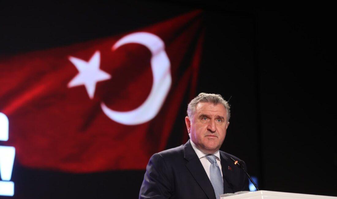 Gençlik ve Spor Bakanı Dr. Osman Aşkın Bak, Türkiye Sigorta