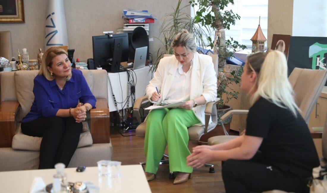 İzmit Belediye Başkanı Fatma Kaplan Hürriyet, geleneksel hale gelen Halk