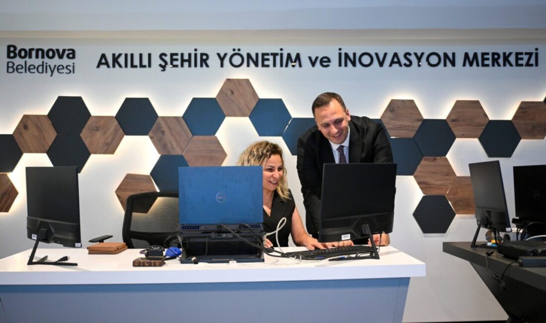 Bornova Belediye Başkanı Ömer Eşki, Türkiye'de bir ilçenin tamamının “dijital