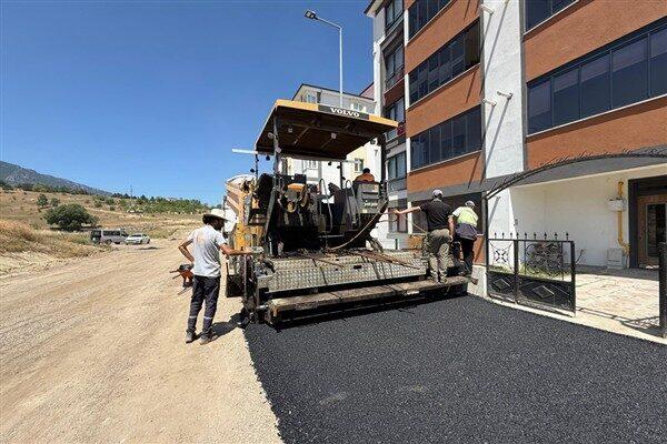 Karabük Belediyesi, kent genelinde yürüttüğü ulaşım altyapısı yenileme çalışmalarına devam