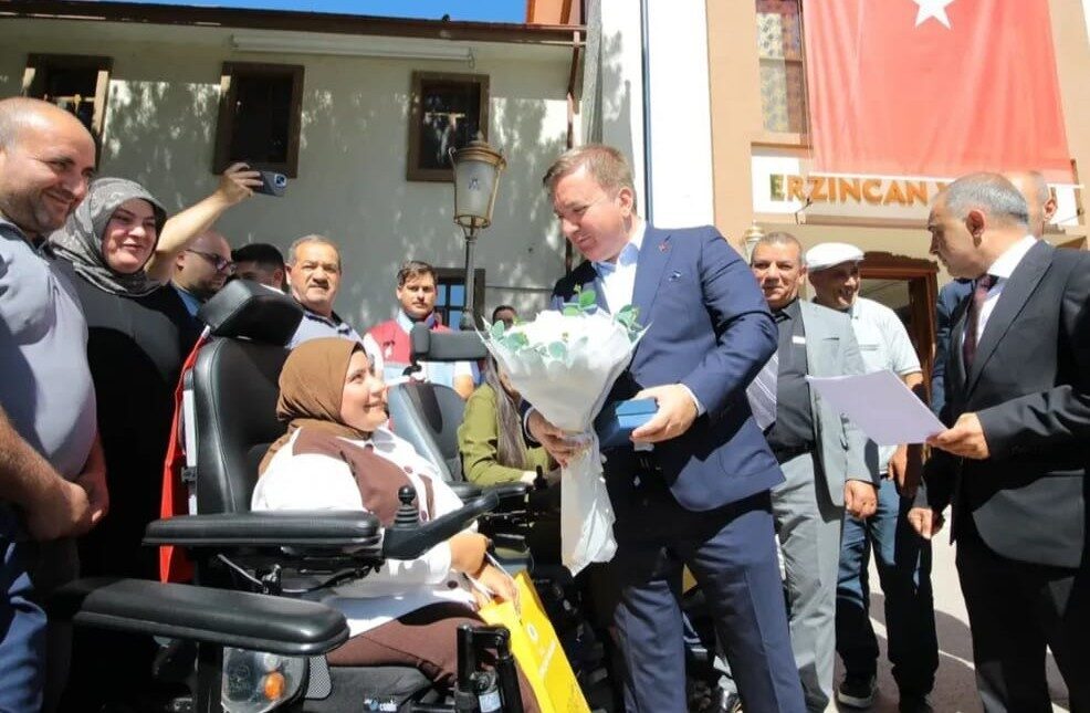Erzincan Valiliğinden edinilen bilgiye göre, Erzincan Valisi Hamza Aydoğdu; İl